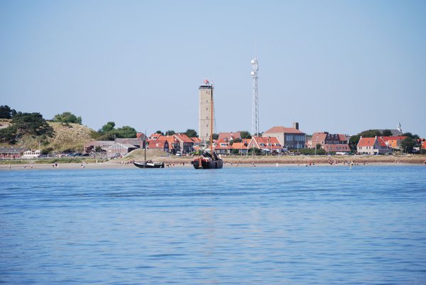 Terschelling vanaf  zeilboot Waddenzee.JPG