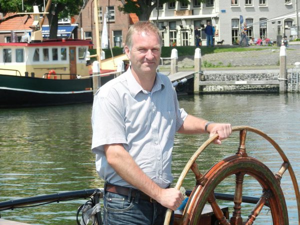 Foto Edwin aan roer.jpg